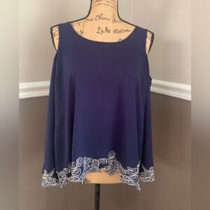CHARLOTTE RUSSE deep navy blue 100% rayon cold shoulder blouse size Sm. LNWOT